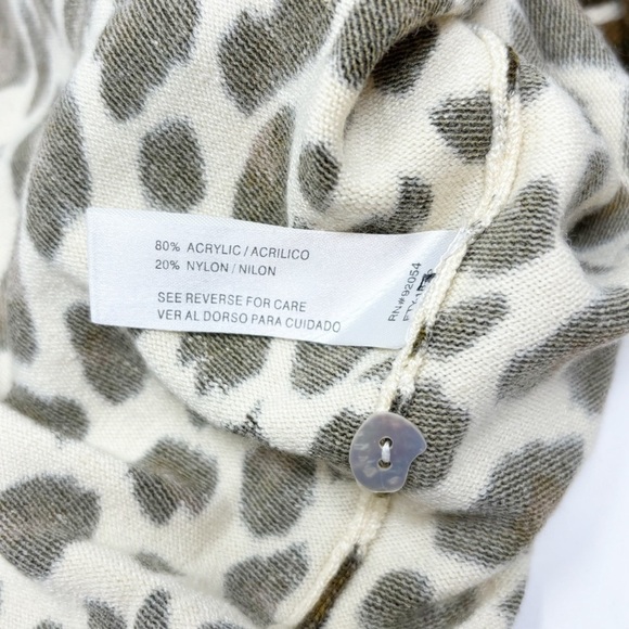 Vtg CAROLYN TAYLOR Women’s Brown Ivory Animal Print Cardigan Unique Buttons Sz M - Picture 6 of 7